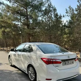 Toyota Corolla 2015