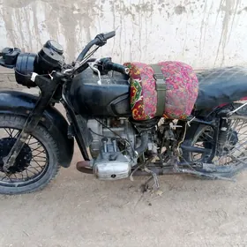 Ural 4320 1980
