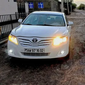 Toyota Camry 2010