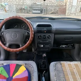 Opel Vita 1996