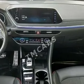 Hyundai Sonata 2021