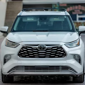 Toyota Highlander 2020