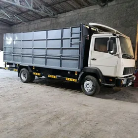Mercedes-Benz ACTROS 3331 1997