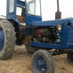MTZ T-28 1981