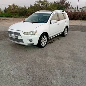 Mitsubishi Outlander 2010