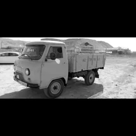 UAZ Profi 1999