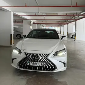 Lexus ES 350 2022