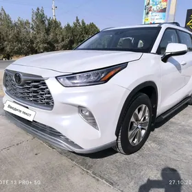 Toyota Highlander 2020