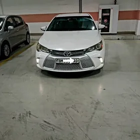 Toyota Camry 2016