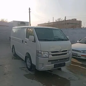 Toyota Hiace 2020
