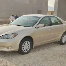 Toyota Camry 2004