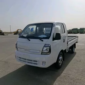 Kia Bongo 2025