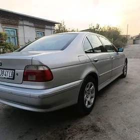 BMW E39 1998