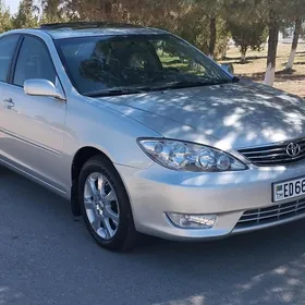 Toyota Camry 2005