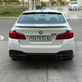 BMW F10 M5 2011