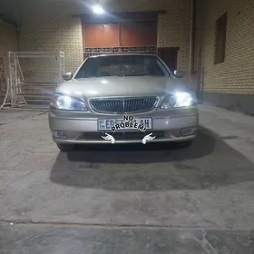 Nissan Maxima 2000
