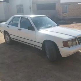 Mercedes-Benz 190E 1988