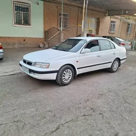Toyota Corona 1996
