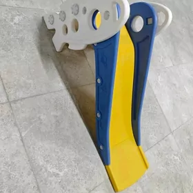 Caga sypylyan detskiy