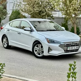 Hyundai Elantra 2020