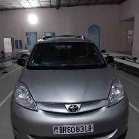 Toyota Sienna 2008