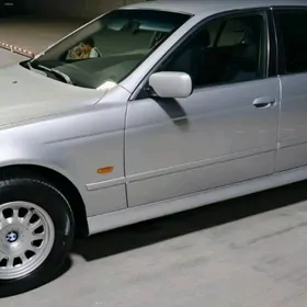 BMW E39 1999