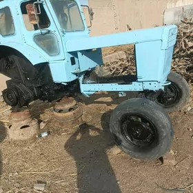 MTZ T-28 1990