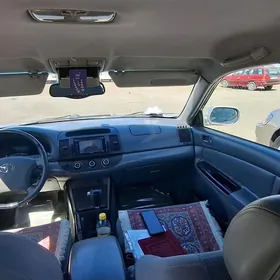 Toyota Camry 2005