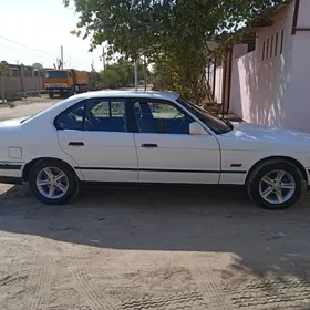 BMW 520 1990