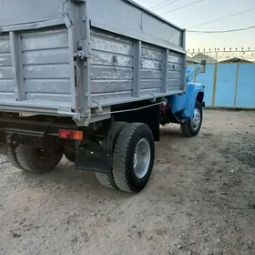 Zil 130 1990