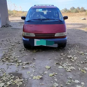 Toyota Previa 1993