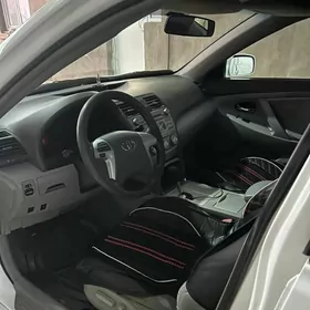 Toyota Camry 2010