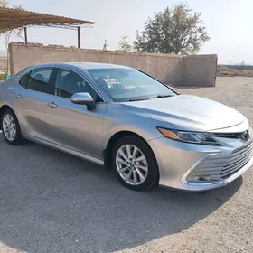Toyota Camry 2023