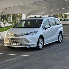 Toyota Sienna 2023