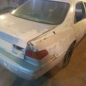Toyota Camry 1999