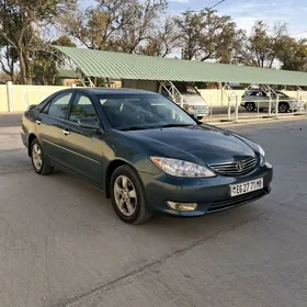 Toyota Camry 2005