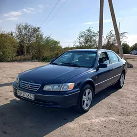 Toyota Camry 1997