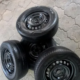 Tayota Camry Pakriska diska