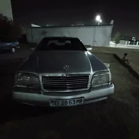 Mercedes-Benz 500-Class 1993
