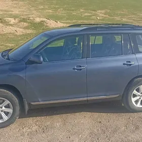 Toyota Highlander 2013