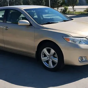 Toyota Camry 2011