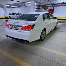 Toyota Avalon 2011