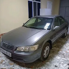Toyota Camry 1997