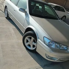 Toyota Camry 2001