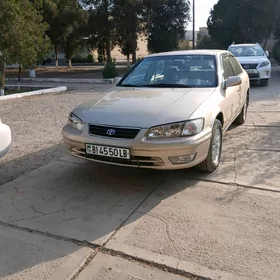 Toyota Camry 2001