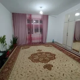 Мир 8 Сурикова 9/7 эт 4 ком