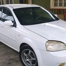 Daewoo Lacetti 2008