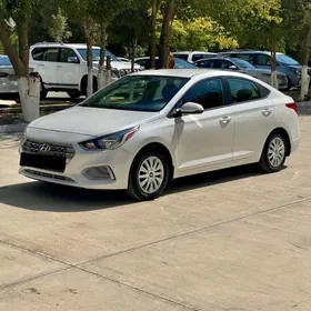 Hyundai Accent 2023