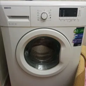 продаю стиральную машину
