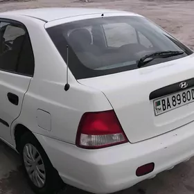 Hyundai Accent 2002